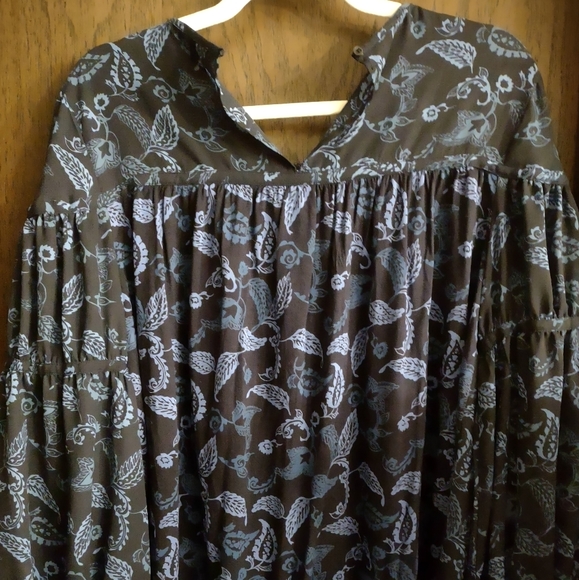 LOFT Blue Floral Peasant Blouse - Picture 4 of 4